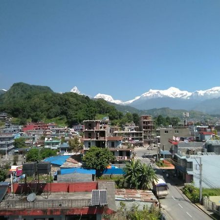 Hotel Nana Pokhara Extérieur photo