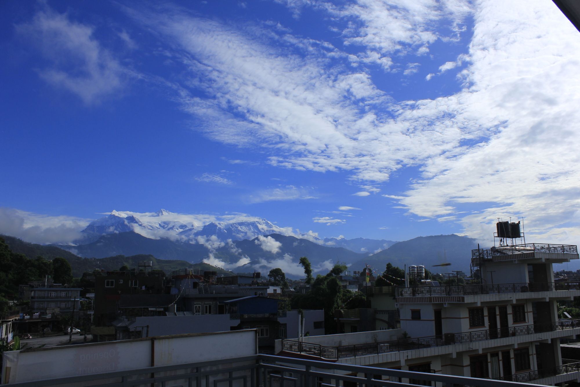 Hotel Nana Pokhara Extérieur photo